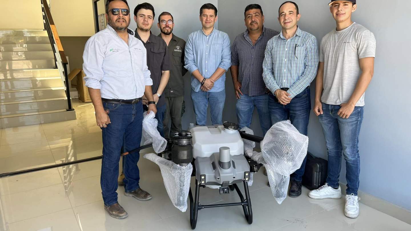 NUESTROS PROGRAMAS A LA VANGUARDIA EN TECNOLOGÍAS AGRÍCOLAS.