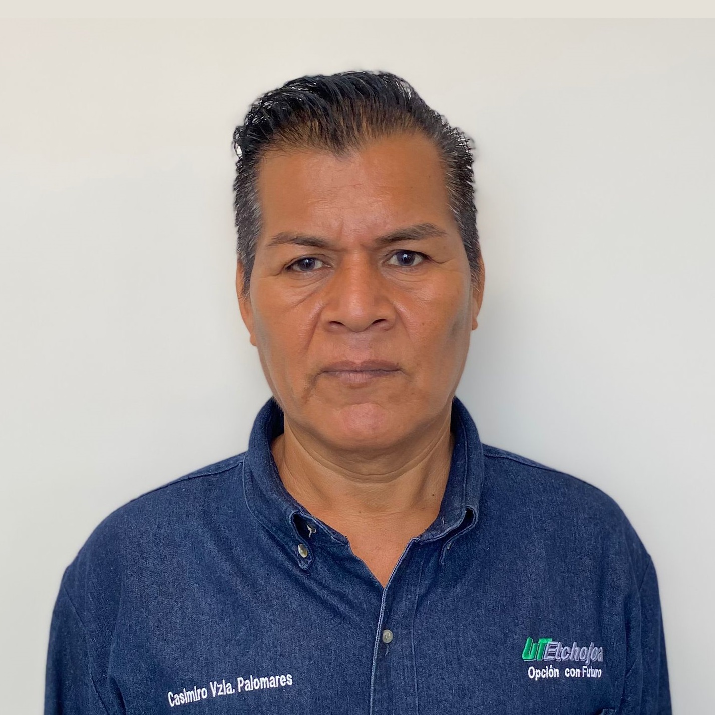 C. CASIMIRO VALENZUELA PALOMARES