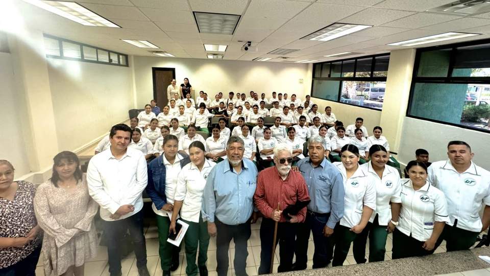 Se imparte conferencia “Conociendo sobre la norma de escritura de la lengua Yoremnokki” en UTE.